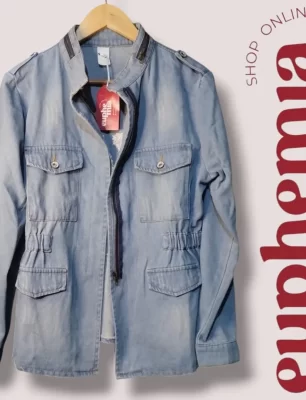 Campera de Jeans Dresde Budha, disponible en Euphemia